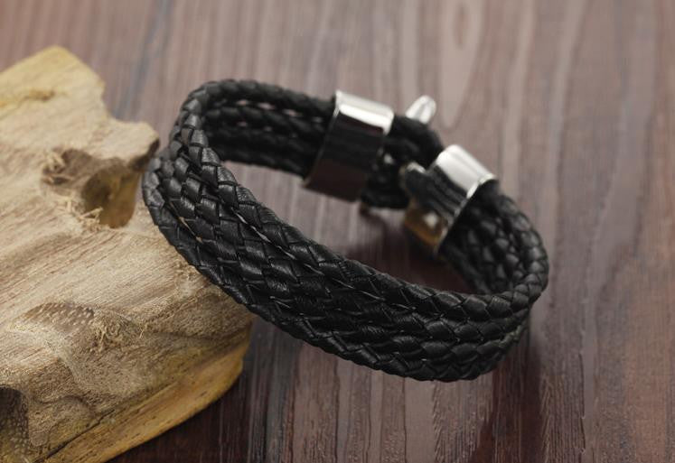 Outdoor Leather Titanium Men's Bracelet